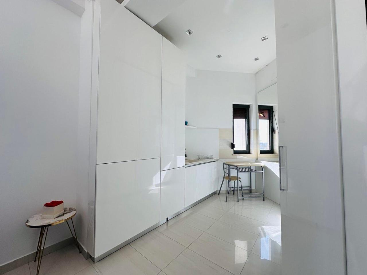 Riviera Studios Mamaia Bagian luar foto